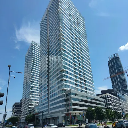 Apartament Sag Romantic 22 Floor Panorama Free Parking Free Wifi Bratysława