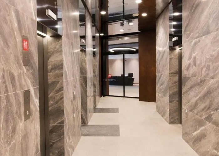 Sag Romantic 22 Floor Panorama Free Parking Free Wifi * براتسيلافا