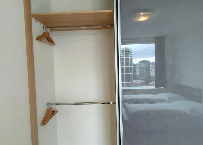 Sag Romantic 22 Floor Panorama Free Parking Free Wifi 브라티슬라바