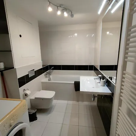 Sag Romantic 22 Floor Panorama Free Parking Free Wifi Lägenhet Bratislava